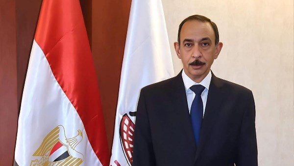 محافظ سوهاج يوقف ورديات النظافة وقت الذروة لحماية العمال من موجة الحر