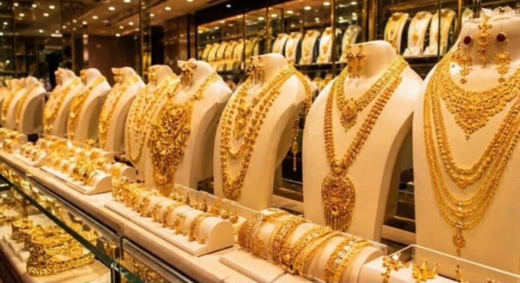 ارتفاع الذهب 45 جنيهًا بمنتصف تعاملات الثلاثاء