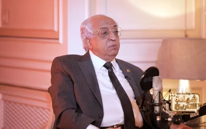 وزير الداخلية الأسبق يكشف كواليس وصول مبارك إلى السجن وموقفه من مرسي